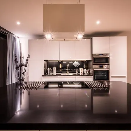 Independance Penthouse Апартаменти